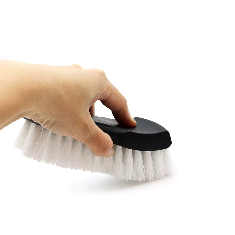 Cepillos para limpieza de tapetes y piso alfombrado de vehículos